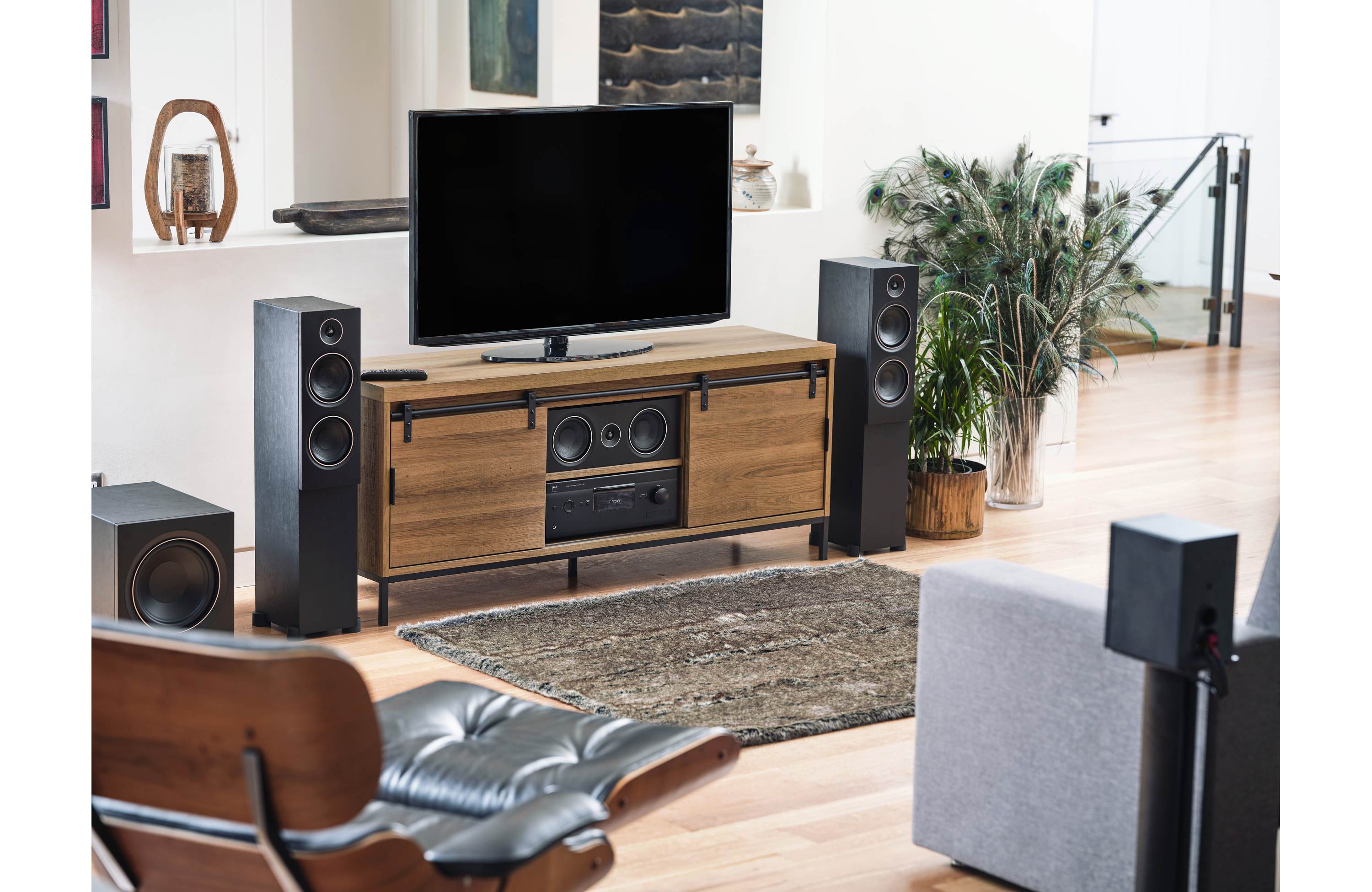 Активный сабвуфер