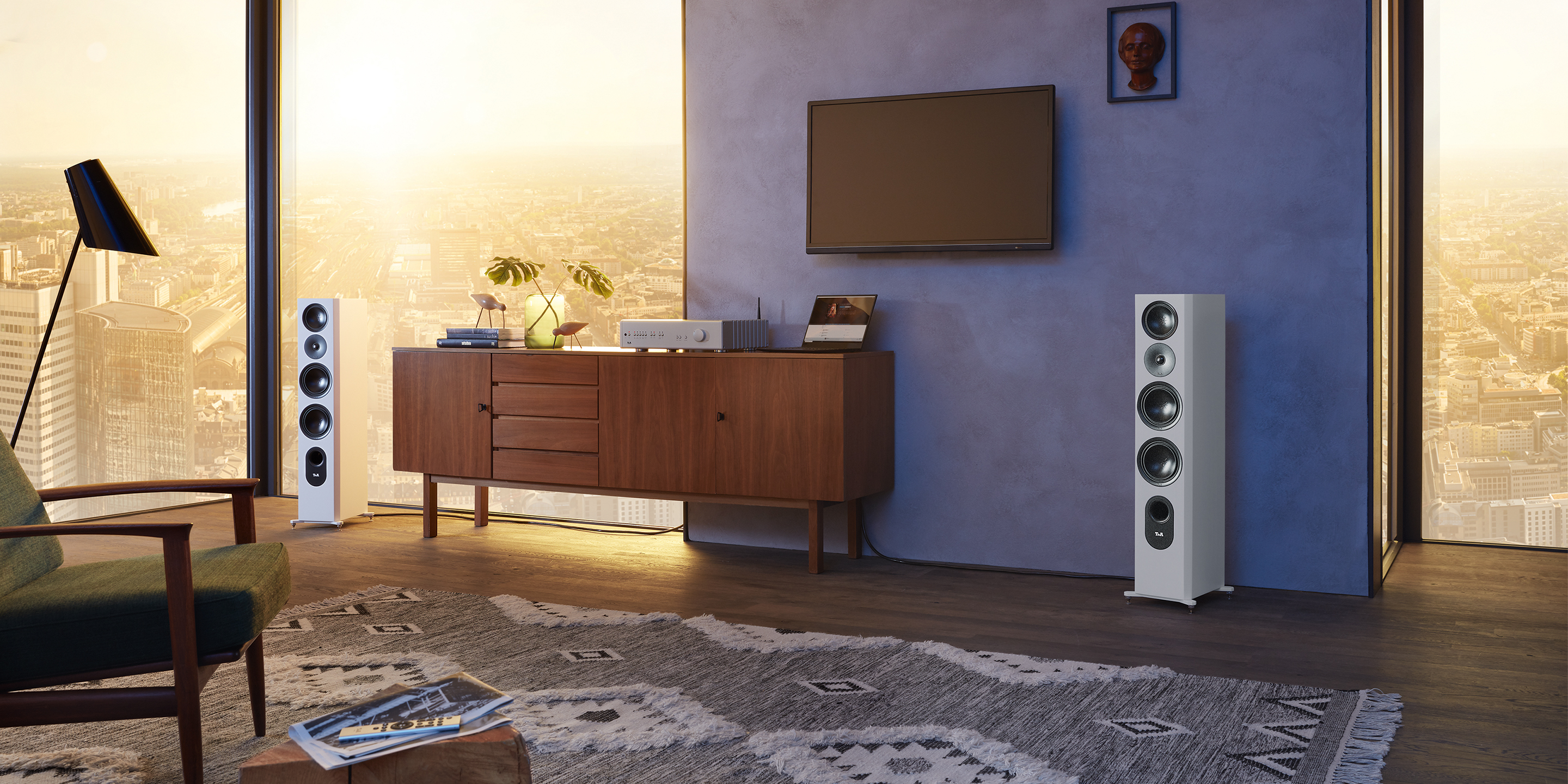 Интегральный стерео усилитель с ЦАП