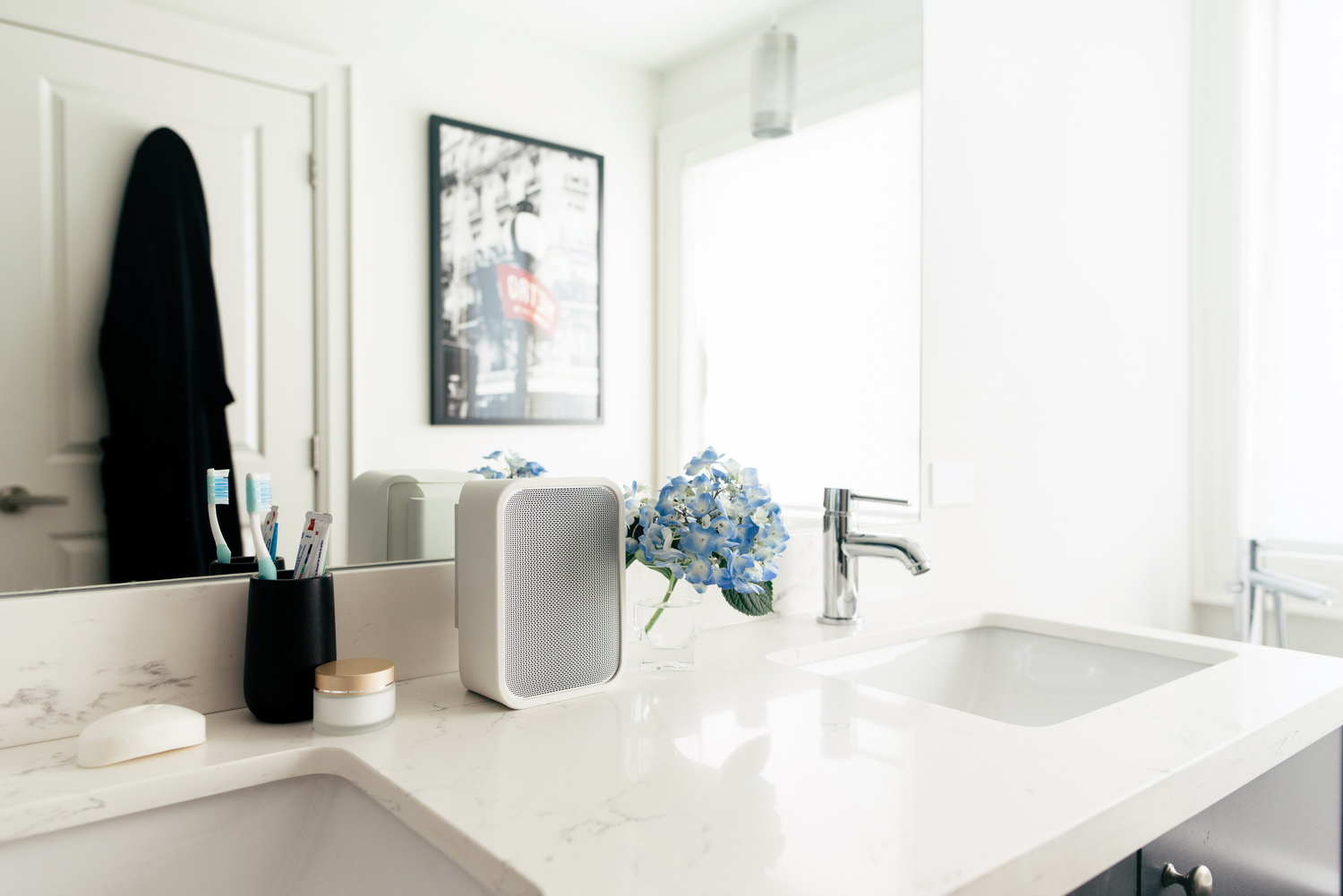 Портативная беспроводная колонка