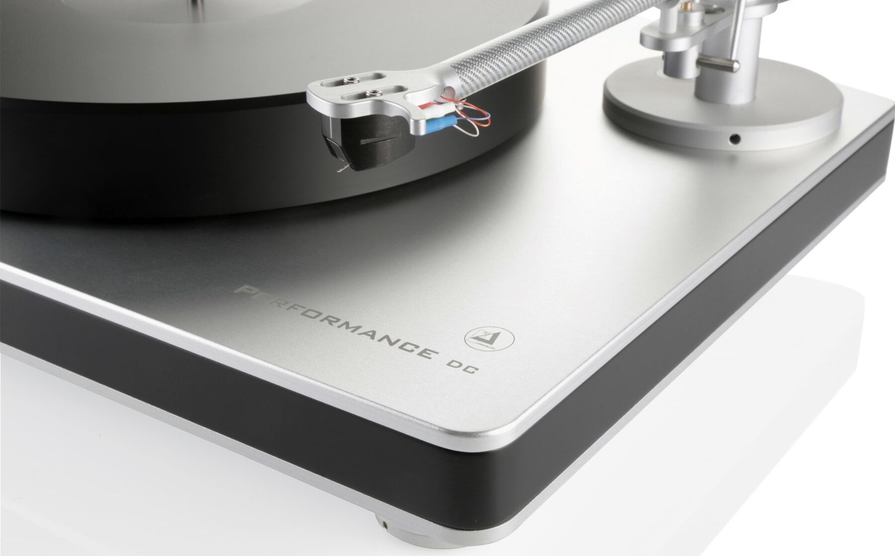 Виниловый проигрыватель