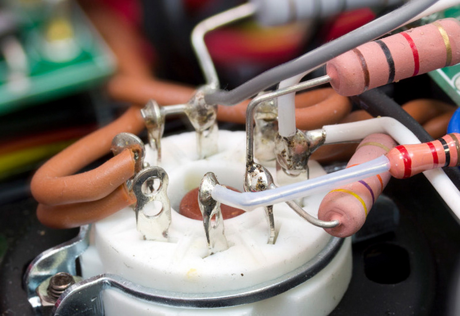 Ламповый интегральный стерео усилитель